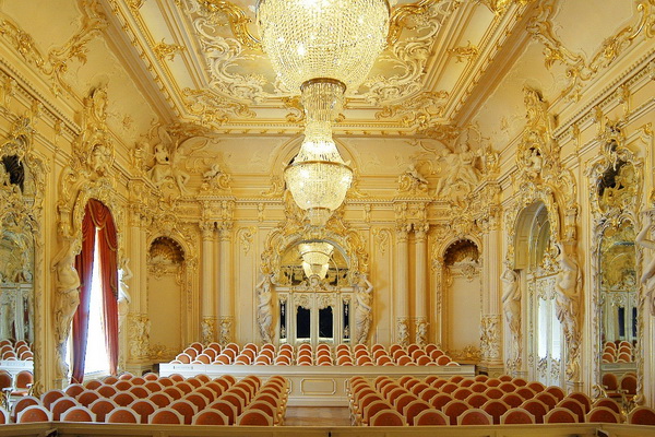 Театр Санктъ-Петербургъ Опера