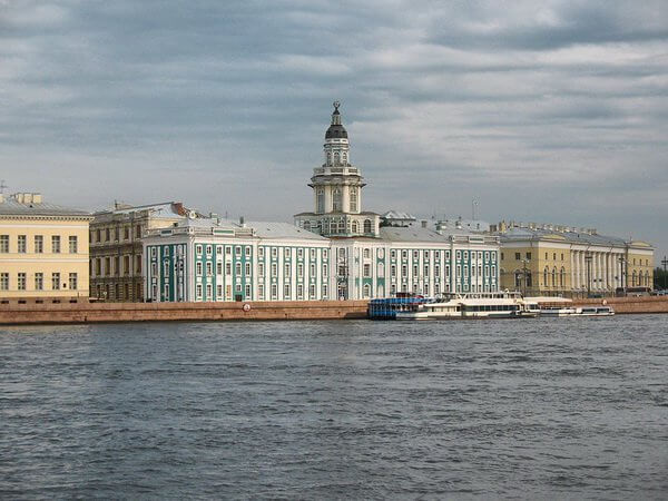 Рождение нового и угасание старого: для Кунсткамеры построят многофункциональный центр