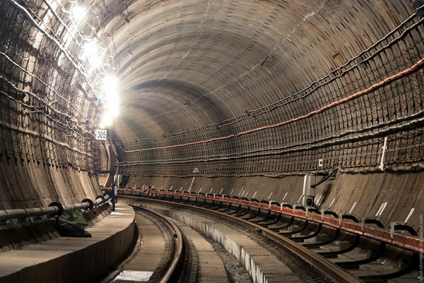 Сроки строительства петербургских станций метро к 2024 году сильно преувеличены