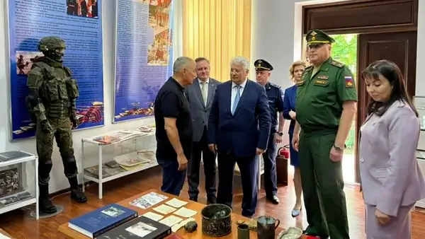 В музей 201 военной базы Таджикистана переданы исторические экспонаты