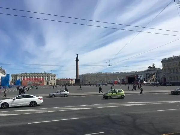 Память о выдающихся деятелях будет увековечена в Санкт-Петербурге